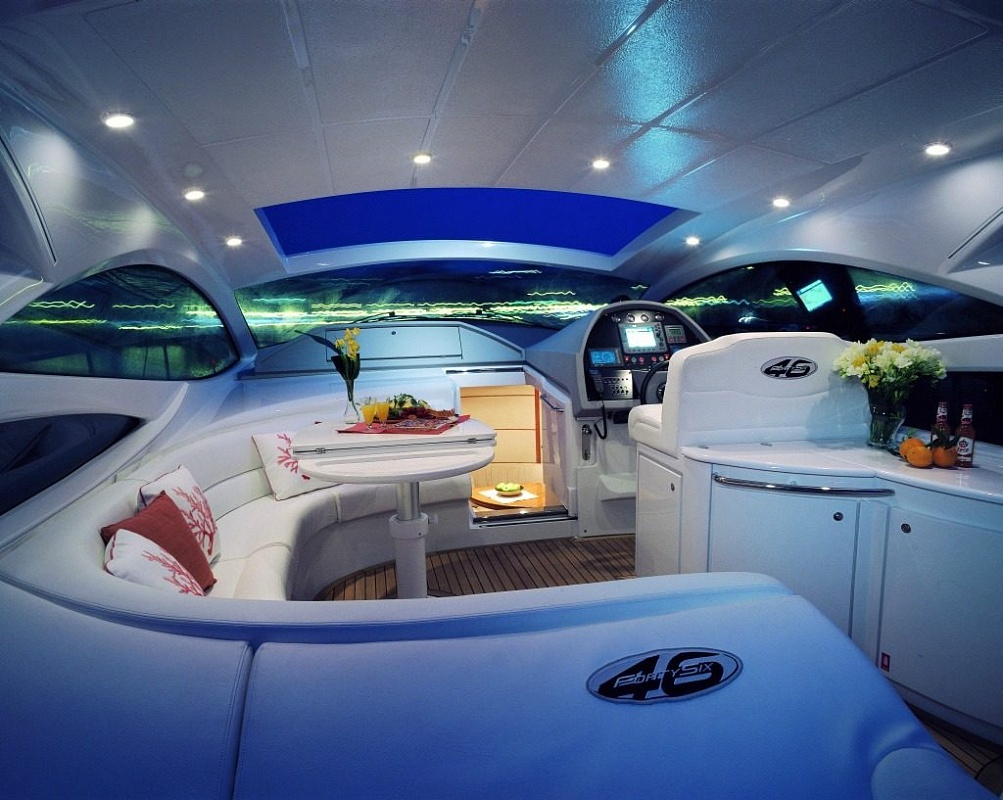 Продается Pershing 46 - брокеражная яхта - кокпит